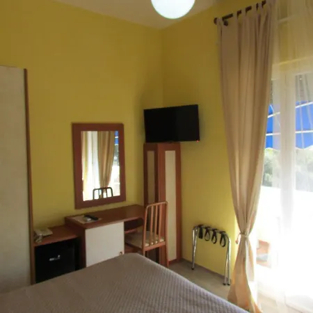 Otel Colombo Lido di Camaiore