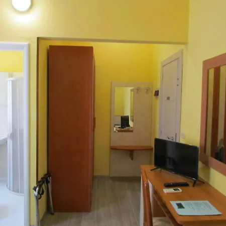 Otel Colombo Lido di Camaiore