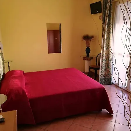 Colombo Hotel 3*